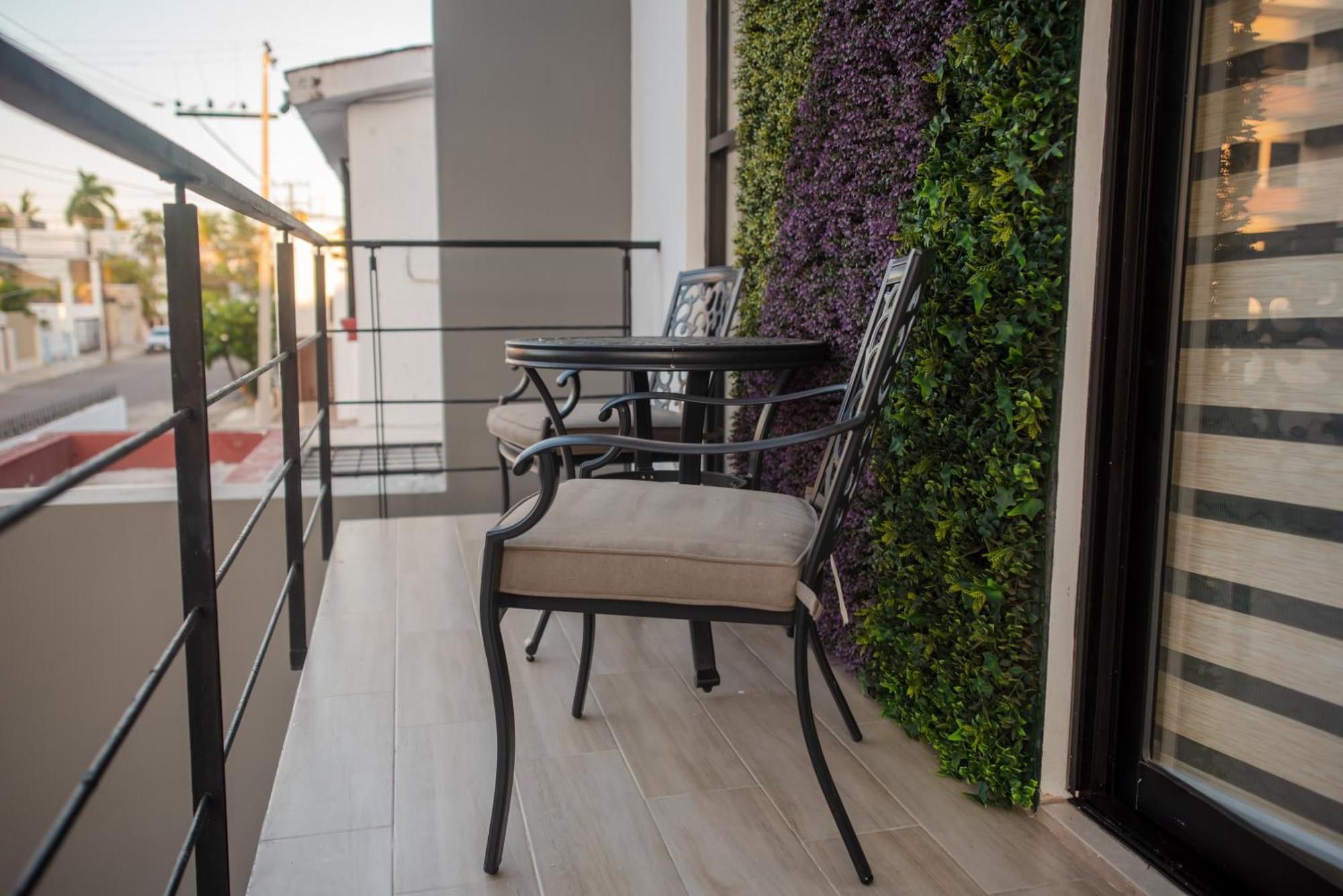 2Br/2Ba Condo 1 Block To Ocean! - Unit 3 Mazatlán Buitenkant foto