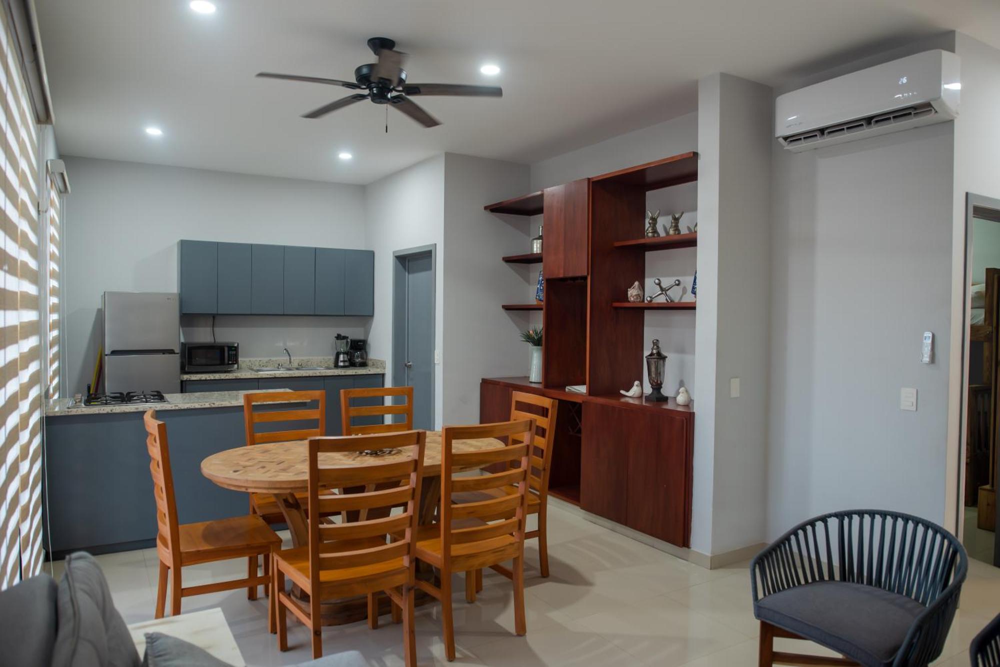 2Br/2Ba Condo 1 Block To Ocean! - Unit 3 Mazatlán Buitenkant foto